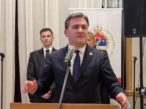Селаковић: РС рођена из жеље да се не наседне на замку из прошлости