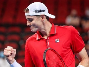 Џон Изнер: Ђоковић дa освоји трофеј и више се никада не врати у Аустралију