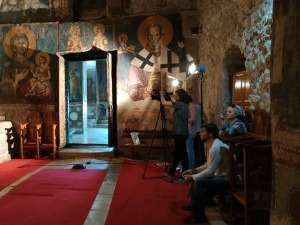 Савин врт: Аутокефалност