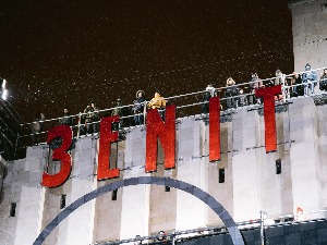 Посвета науци и уметности - РТС преноси спектакл из Новог Сада