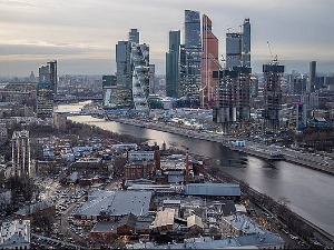 Професионалци: Српски грађевинари у Русији