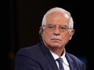 Борељ: Разговарао сам са Вучићем и Куртијем, људима треба омогућити да гласају на референдуму