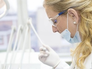 Здравствени радници сутра добијају по 10.000 динара