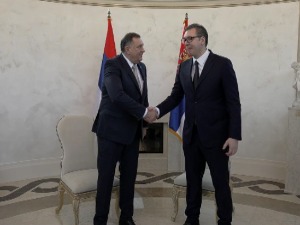 Вучић са Додиком: Мир од кључног значаја; договорен заједнички сабор на Светог Саву