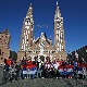 Песма и гемишт - навијачи Србије и Хрватске заједно пред рукометни дерби у Сегедину