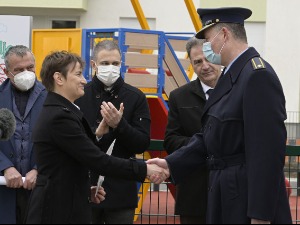 Уручени кључеви станова за снаге безбедности у Новом Саду