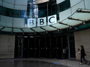 Да ли је најава Џонсонове владе о укидању тв претплате скретање пажње са скандала