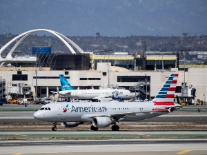 Авио-компаније из САД упозоравају на потенцијалну “катастрофалну” кризу због нове 5Г услуге