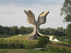 И даље се не зна тачан број жртава у НДХ, сви који имају сазнања да је неко од њихових страдао могу да попуне формулар