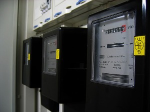 КиМ: Поскупљује струја за домаћинства која премаше 600 киловата месечно