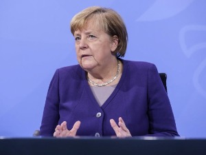 Ангела Меркел из Њујорка добила понуду за посао