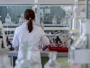 Др Софронић Милосављевић: Велики број грађана имунизован, још је рано говорити о крају пандемије Др Софронић Милосављевић: Велики број грађана имунизован, још је рано говорити о крају пандемије