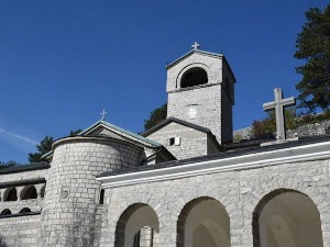 Митрополија црногорско-приморска: Не желимо да учествујемо у политичким нагодбама