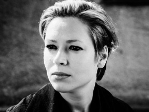         Ана Ћурчин & Stray Dogg