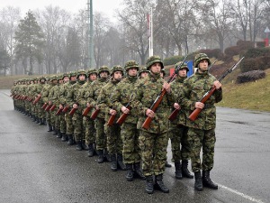 Позив Министарства одбране за добровољно служење војног рока са оружјем у 2022. години