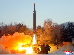 Шеста рунда ракетних тестова, Пјонгјанг поново испаљује балистичке ракете
