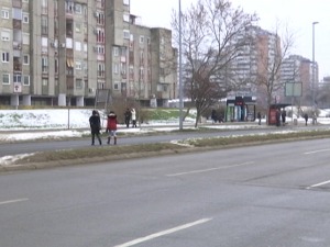 Улица др Ивана Рибара чека заштитну ограду са првим лепим данима