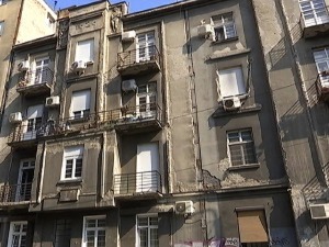Зашто нам топлота бежи из кућа и станова? 