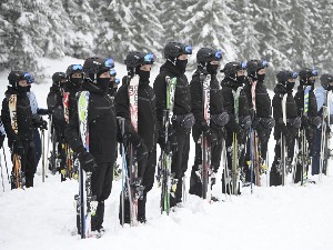 Стефановић обишао кадете на Копаонику: За обуку се користи све што наука и техника могу да понуде
