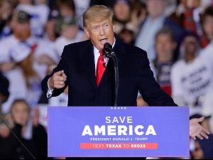 Трамп најавио да ће помиловати учеснике нереда на Капитол хилу ако поново буде председник