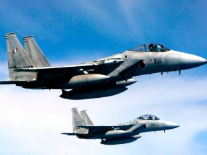 Јапански ловац Ф-15 нестао са радара, лоциран члан посаде