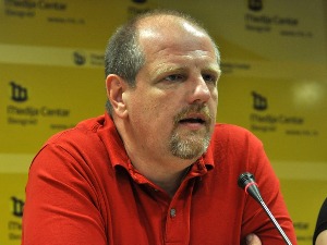 Преминуо новинар Душан Машић