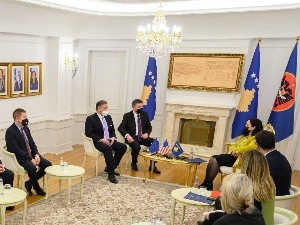 Лајчак и Ескобар: ЕУ и САД заједно раде на нормализацији односа Београда и Приштине