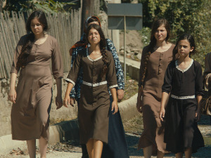 Филм и његово доба: Мустанг, Дениз Гамзе Ергувен 