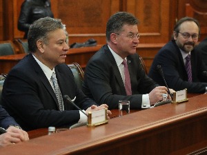 Лајчак и Ескобар са званичницима у Београду