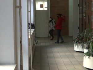 Ученица активирала бибер-спреј у школи на Новом Београду, Закон јасан о томе ко сме да га користи