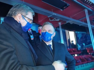 Вучић са званичницима на отварању ЗОИ у Пекингу