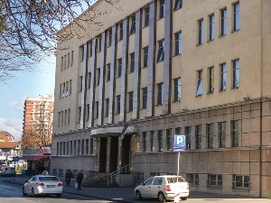 Двадесет година затвора због силовања малолетнице 