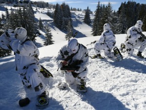 Обука кадета Војне академије у зимским условима