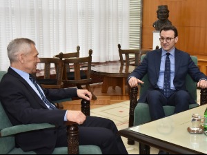 Петковић са Боцан-Харченком о ситуацији на КиМ и дијалогу