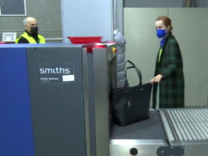 Ко сме да прегледа, а ко да претреса личне ствари