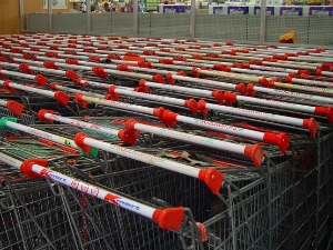 Прекогранични лов на ниске цене - Чеси похрлили у Пољску да искористе укидање ПДВ-а