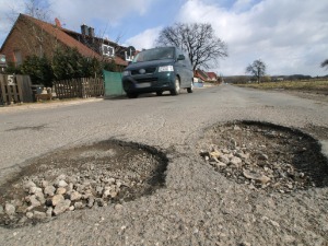 Окановић: Тужилаштва морају да препознају лош пут као узрок саобраћајке