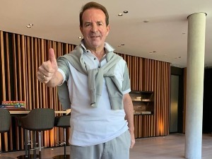 Богољуб Карић поднео захтев да буде 20 година млађи