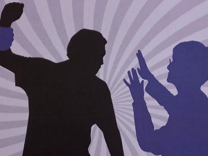 Како спречити насиље над старијим женама