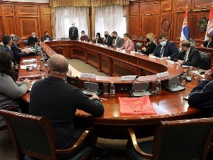 Брнабићева са незадовољним грађанима због експропријације за изградњу ауто-путева