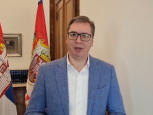 Вучић: Хвала пензионерима на подршци држави, биће пензије веће