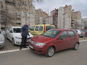 САТ: Ко може да реши бахато паркирање?