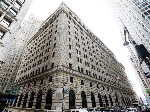 Бајден повлачи средства авганистанске централне банке депонована у Њујорку