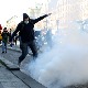 "Konvoj slobode" u Parizu, policija ga dočekala suzavcem