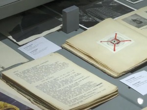 Изложба „Ствари вибрантне – ствари свечане“ открива ситнице из свакодневног живота великих уметника