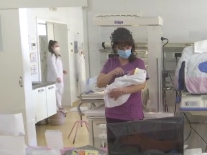 Шта је довело до бејби бума у параћинском породилишту 