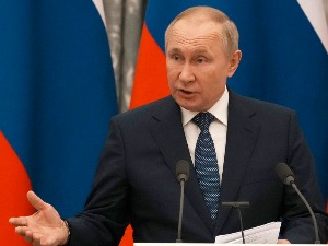 Путин честитао Дан државности