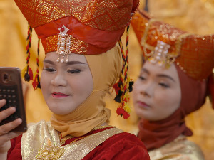 Земља жена:  Индонезија - Минангкабау народ, 4-4