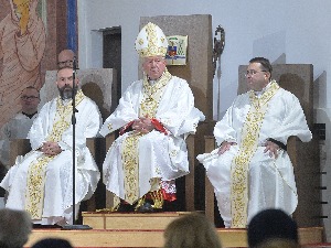 Хочевар предводио мису поводом Дана државности Србије