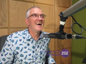 Широм затворених очију: Дејан Цукић – Оде понедељак!